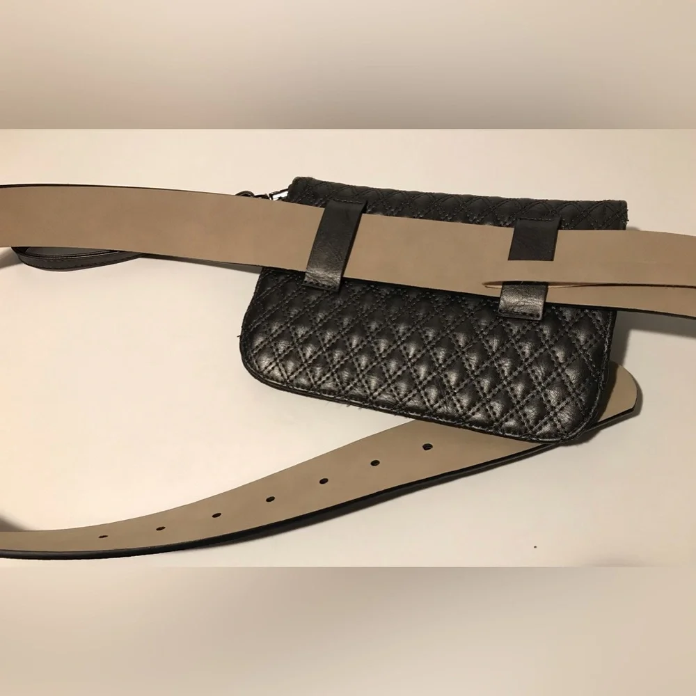 NWOT Vintage Vince Comuto Vegan Leather Belt Purse Fanny Pack Black Large 42 In